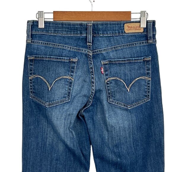 Levi's MID-RISE SKINNY WOMENS, MED WASH JEANS, SIZE 30 IN WAIST, 29 IN‎ INSEAM - Picture 6 of 13
